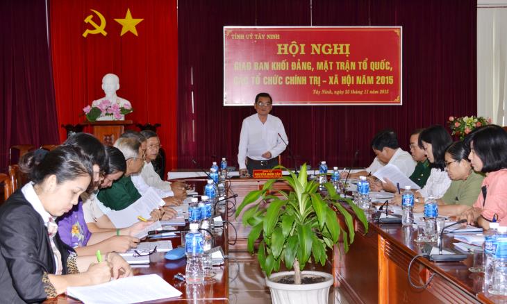Tổng sản phẩm trong tỉnh GRDP năm 2015 (giá so sánh 2010): Tăng 11,1% so với cùng kỳ