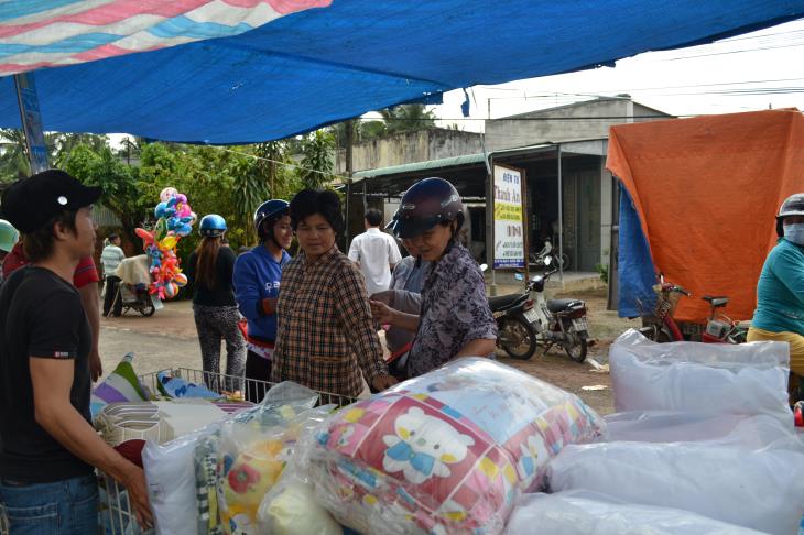 Tiếp tục đẩy mạnh việc thực hiện cuộc vận động “Người Việt Nam ưu tiên dùng hàng Việt Nam”
