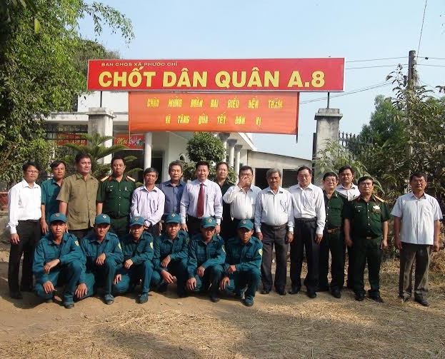 Phó Chủ tịch Thường trực UBND tỉnh thăm, chúc tết lực lượng vũ trang huyện Trảng Bàng 