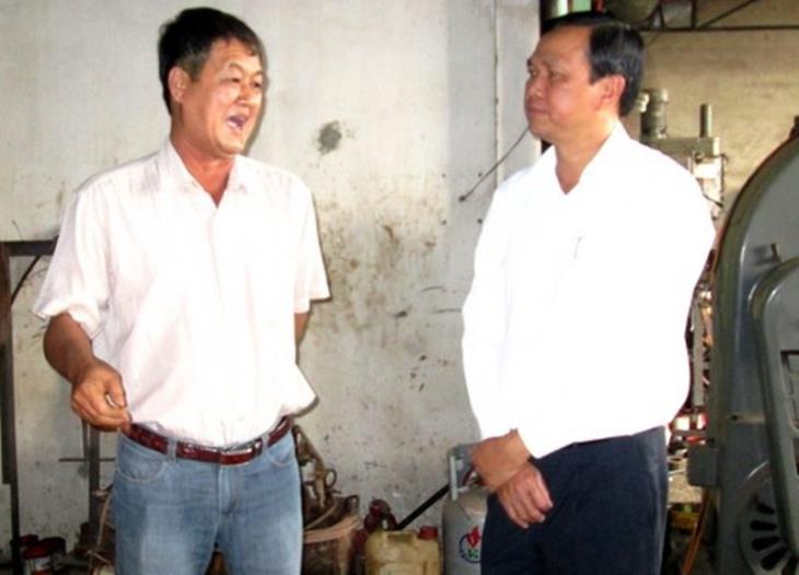Phó Chủ tịch UBND tỉnh thăm, động viên nhà sáng chế Trần Quốc Hải 