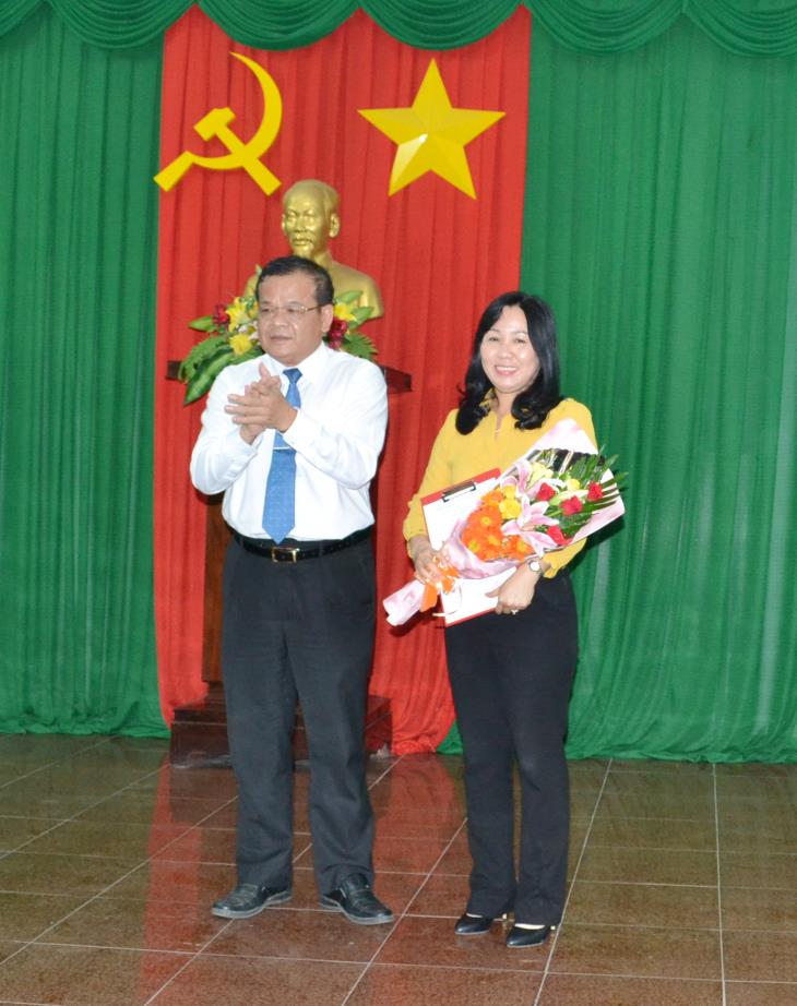 Chủ tịch UBND tỉnh Phạm Văn Tân: Trao Quyết định bổ nhiệm Giám đốc Sở Lao động Thương binh và Xã hội