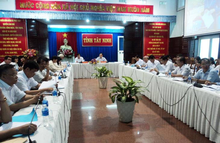 Tây Ninh tham dự hội nghị trực tuyến về việc đẩy mạnh thực hiện bảo hiểm y tế toàn dân