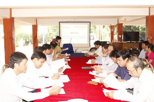 Khối Thi đua Kinh tế - Kỹ thuật tổ chức Hội nghị sơ kết công tác thi đua 6 tháng đầu năm và triển khai nhiệm vụ 6 tháng cuối năm 2015