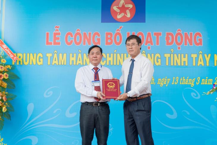Lễ công bố hoạt động chính thức của Trung tâm Hành chính công tỉnh Tây Ninh