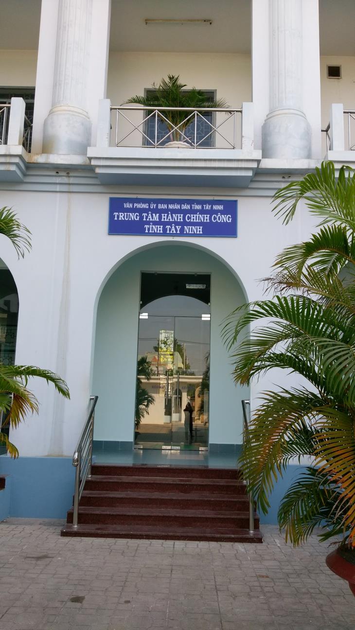 UBND tỉnh chỉ đạo về hoạt động của Trung tâm Hành chính công tỉnh