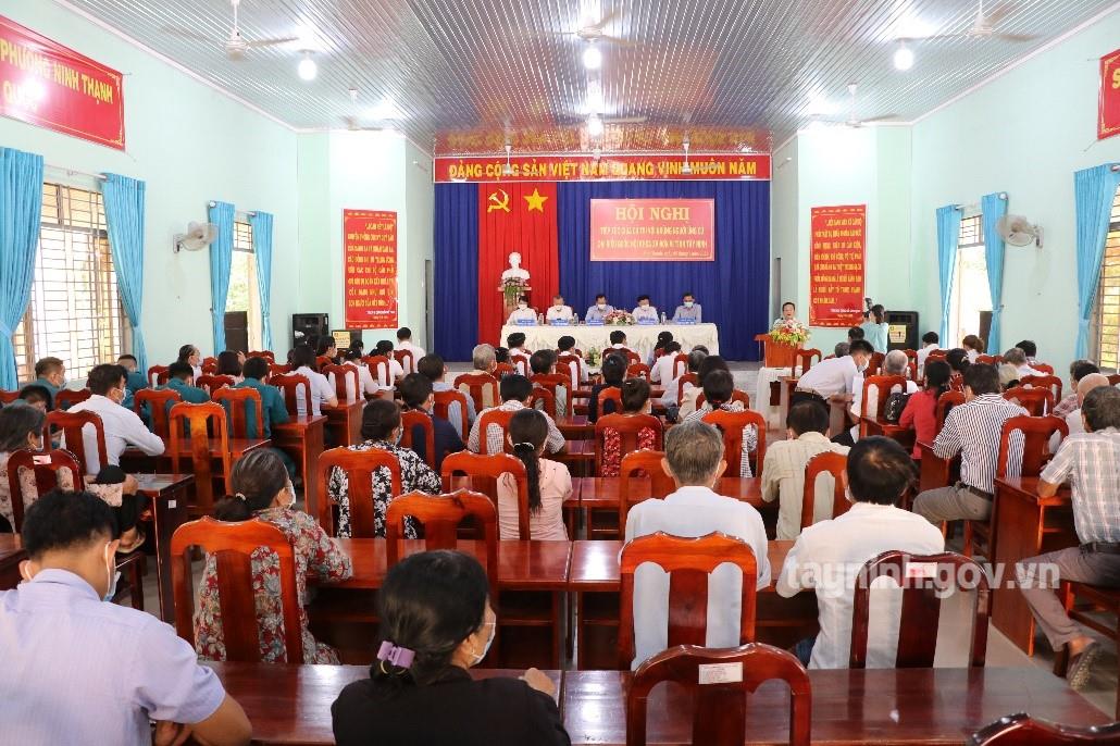 Các ứng cử viên đại biểu Quốc hội tiếp xúc cử tri phường Ninh Thạnh, Hiệp Ninh, thành phố Tây Ninh