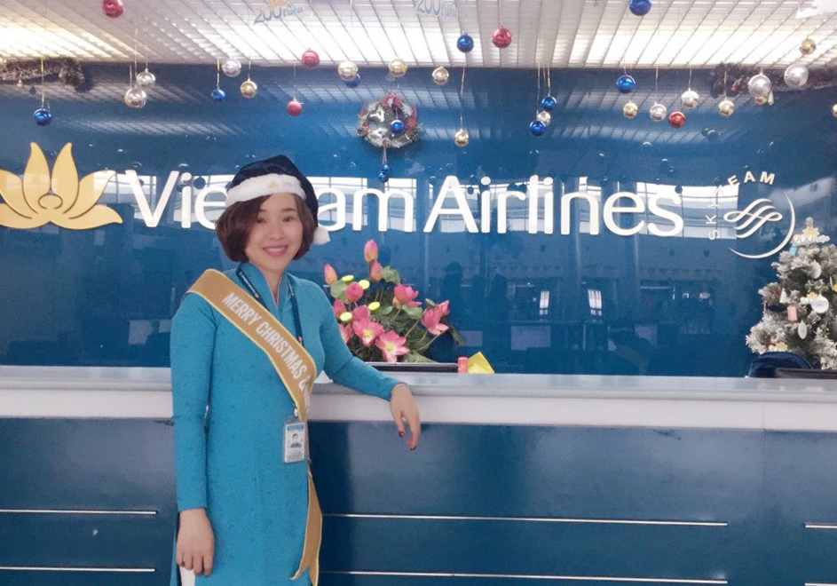 3-Chi Ly Thi Thu Huong.jpg