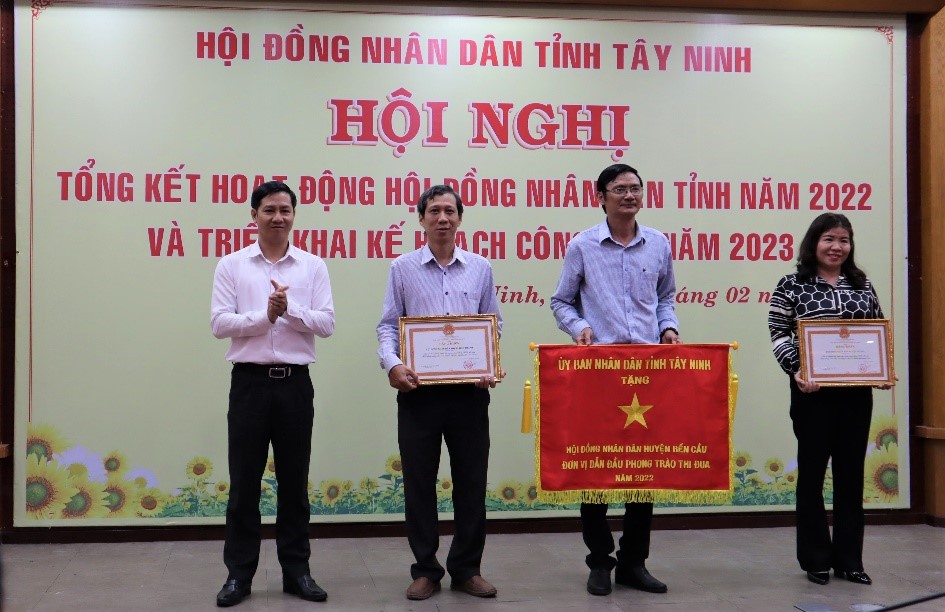 Hoatdong-HDND-5.jpg