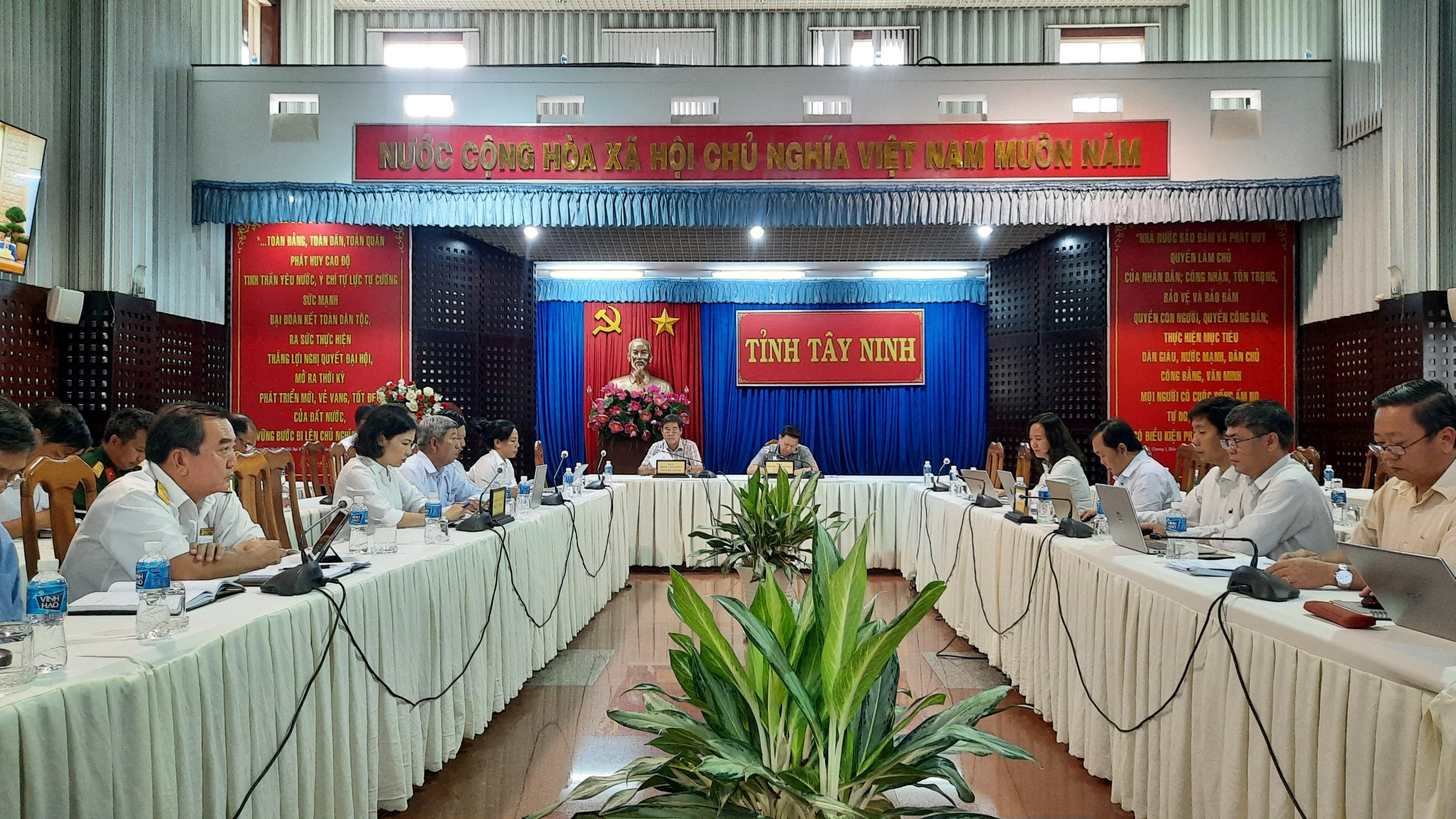 KTXHthang3-1.jpg