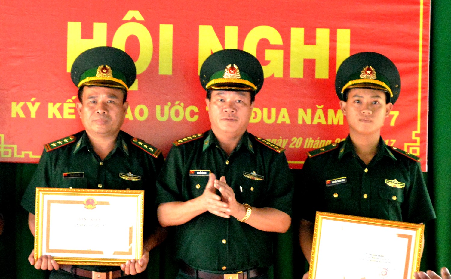 khen thuong_donkatum.JPG