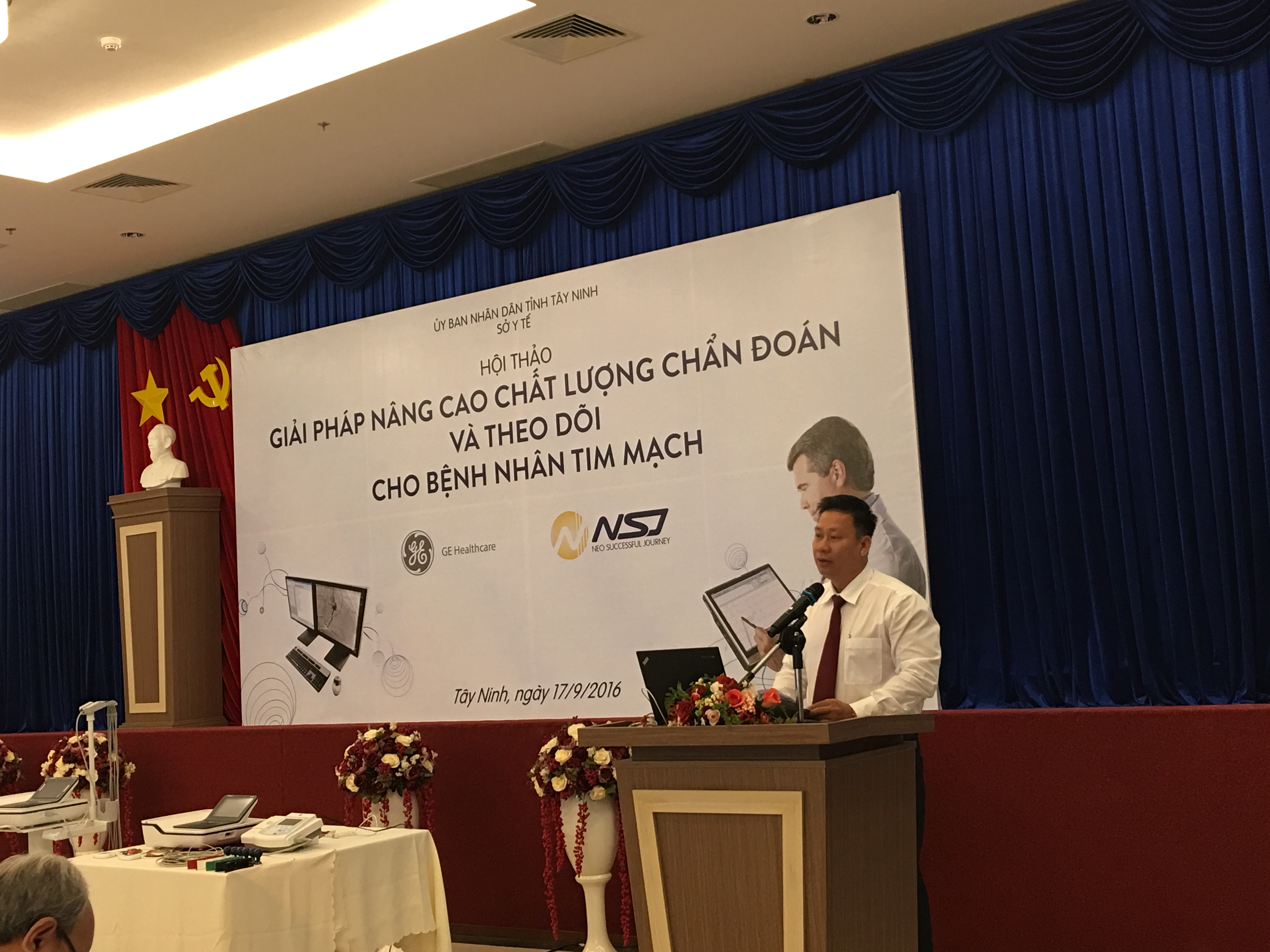 Hoi thao tim mach.JPG