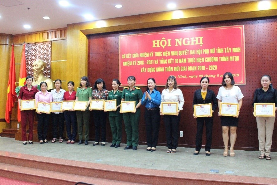 donghanh.jpg