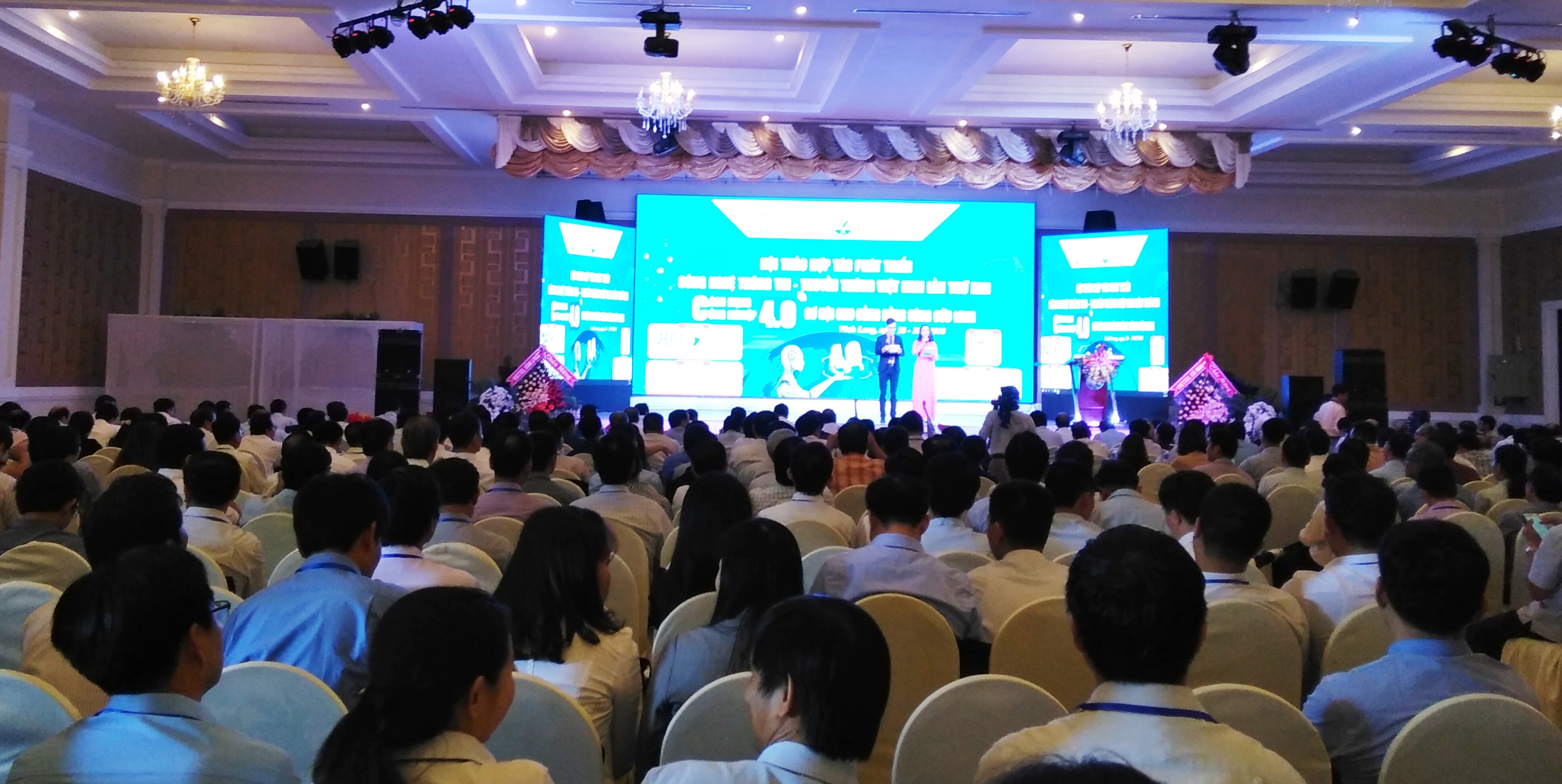 hoi thao CNTT 2018_Anh 2.jpg