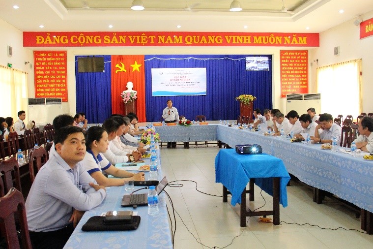 hopmat-ngayhn-tn.jpg