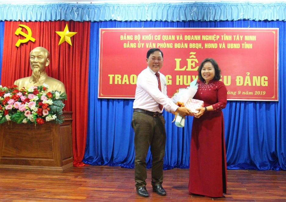 huyhieuDang2.jpg