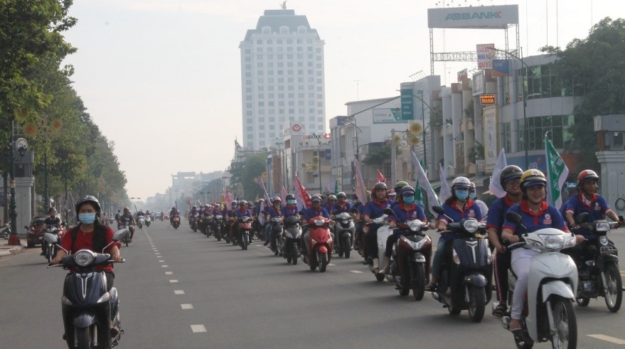 ngaykhonthuocla1.jpg