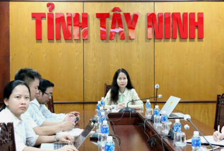 Xây dựng chương trình mục tiêu quốc gia về chấn hưng, phát triển văn hóa, xây dựng con người Việt Nam