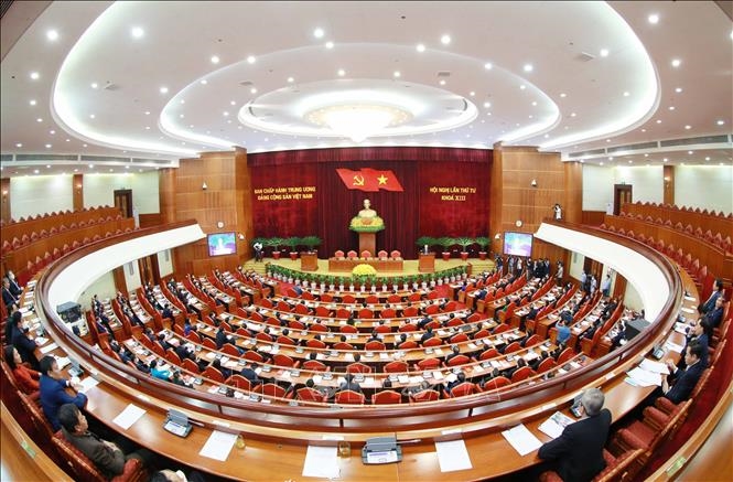 Những thách thức và các giải pháp xây dựng Đảng trong sạch, vững mạnh