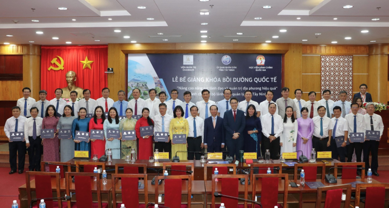 Khoá bồi dưỡng “Nâng cao năng lực lãnh đạo và quản trị địa phương hiệu quả”: phát huy kết quả học tập và bài học kinh nghiệm từ thực tiễn