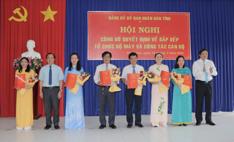 Công bố bộ máy tổ chức, cán bộ Đảng ủy UBND tỉnh Tây Ninh nhiệm kỳ 2020-2025