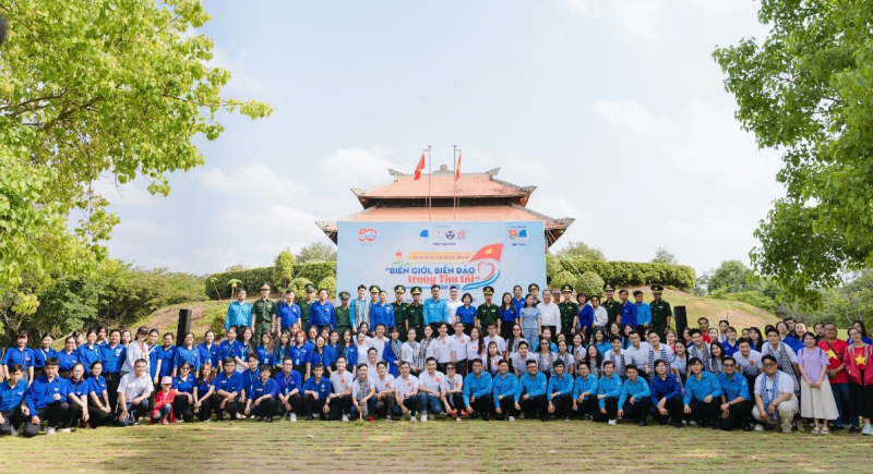 Hành trình Tháng Ba biên giới – dấu ấn nghĩa tình