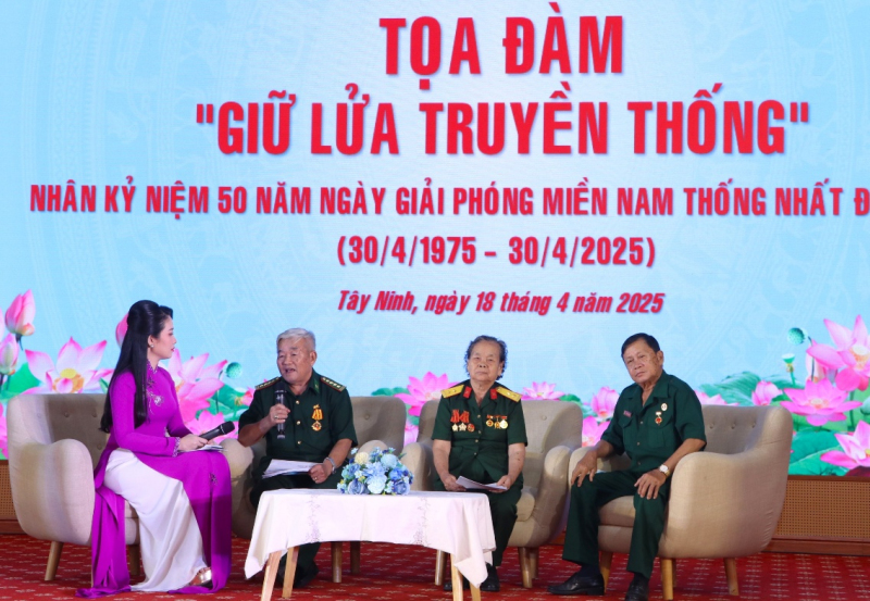 Giữ lửa truyền thống Bộ đội Cụ Hồ