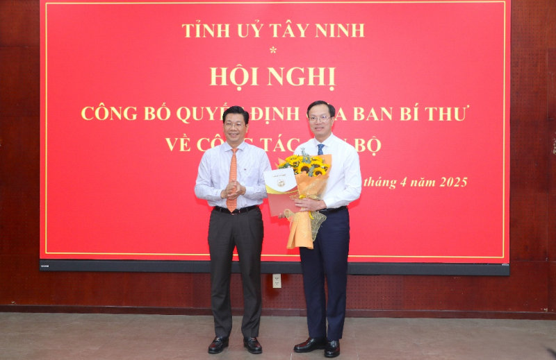 Tây Ninh: Công bố quyết định của Ban Bí thư về công tác cán bộ