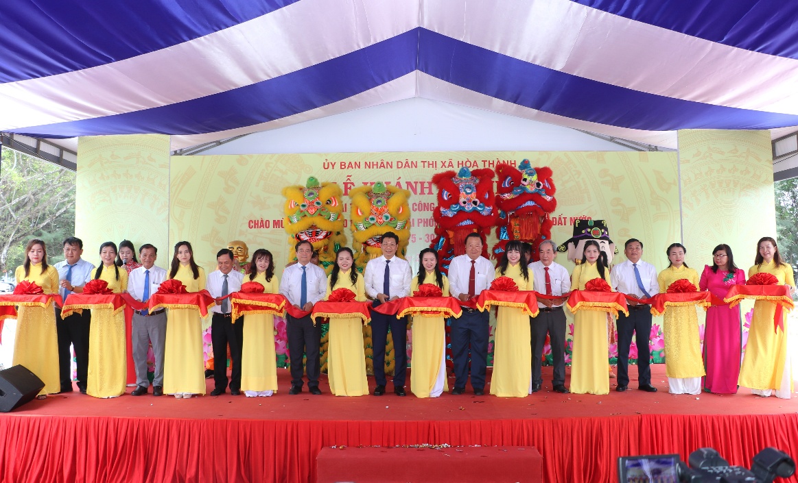 Công viên thị xã Hòa Thành mở rộng không gian sinh hoạt cộng đồng